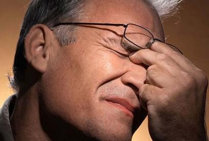 漸進多焦老花鏡眼鏡好不好，解決老花近視請佩戴多焦老花鏡